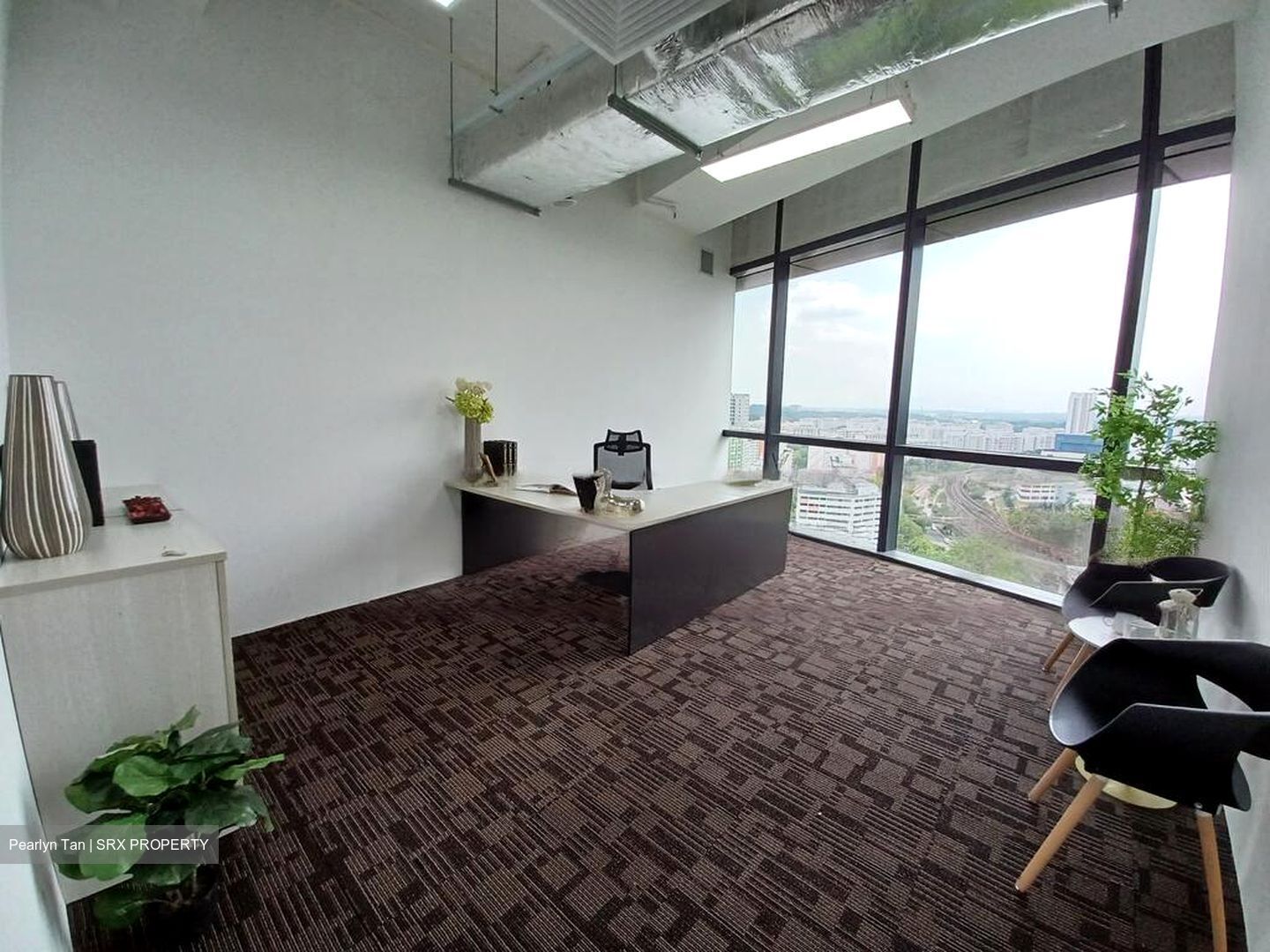 Woods Square (D25), Office #451143291